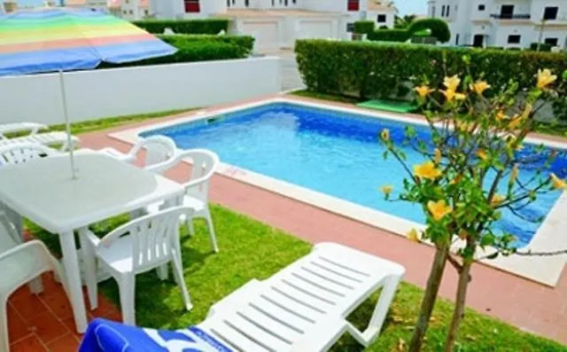 Villa con 4 camere da letto